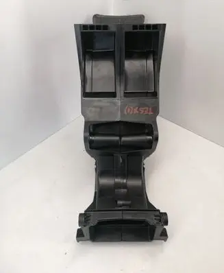 Tesla Model X Other center console (tunnel) element 105733300D 105720500A