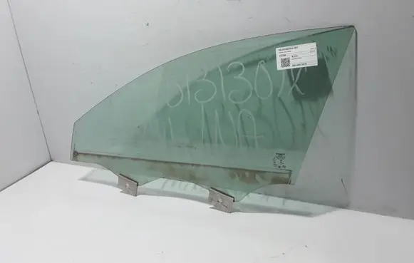 Volvo S90, V90 Front door window glass four-door 31371940