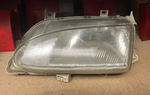 Ford Galaxy Headlight/headlamp 0301048311 7M1941015
