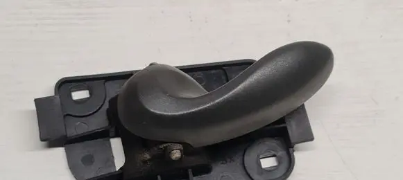 Fiat Punto (188) Front door interior handle A739