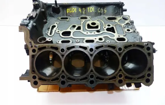 Audi A8 S8 D4 4H Engine block 057023G