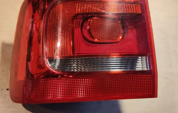 Volkswagen Touran II Rear/tail lights 1T0945095