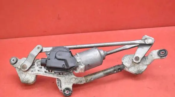 Suzuki SX4 Front wiper linkage and motor 38110-79J00