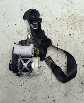 Audi A3 S3 8V Front seatbelt buckle 149150656 34178162C 002Z989A8