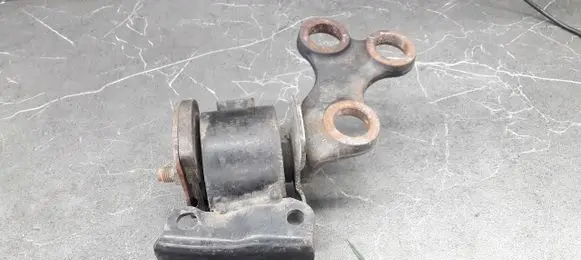 Mazda 323 F Engine mount vacuum valve 