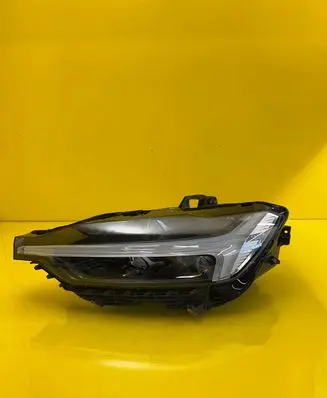 Volvo XC60 Headlight/headlamp 32404705