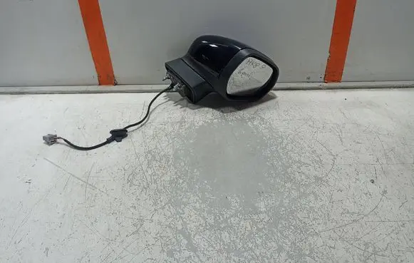 Ford Fiesta Front door electric wing mirror