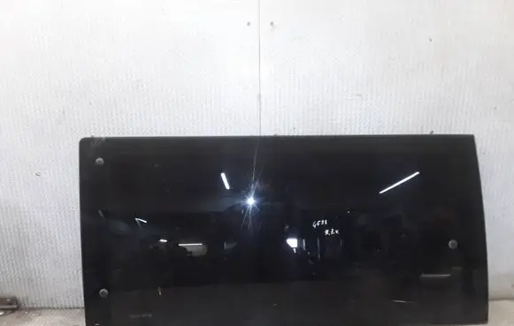 Mercedes-Benz Vito Viano W638 Sliding door window/glass 