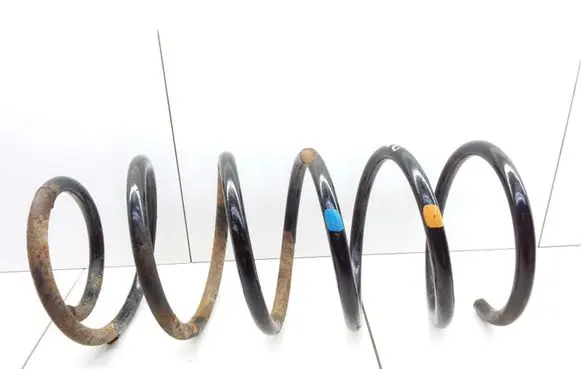 Opel Omega B2 Front coil spring