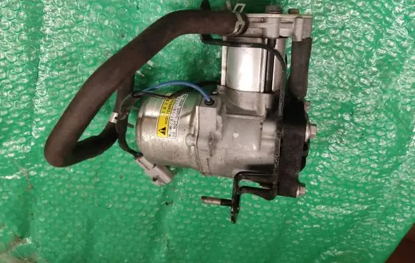 Vacuum pump