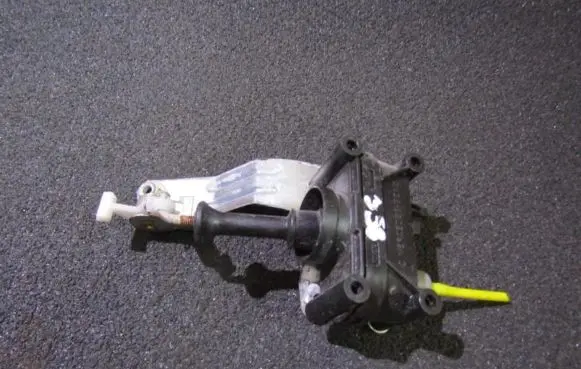 Mercedes-Benz S W140 Central locking vacuum pump 