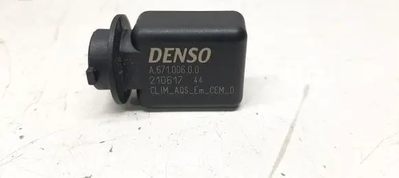 Peugeot 3008 II Air quality sensor A67100600 1618895380
