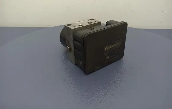 Volkswagen Touran I ABS Pump 1K0907379D