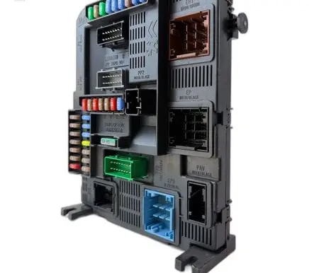 Peugeot 208 I Fuse box set 9807532080 BSI N03