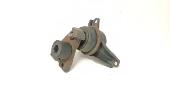 KIA Sportage Engine mount bracket 218102S200