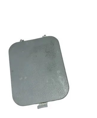 Volkswagen PASSAT B3 Other trunk/boot trim element 333867656
