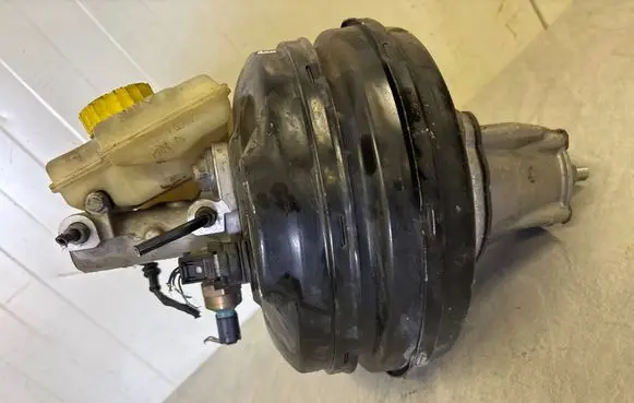 Volkswagen Phaeton Brake booster 3D1612105A