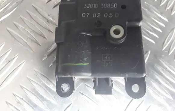 Nissan X-Trail T31 Other devices 3J01030850