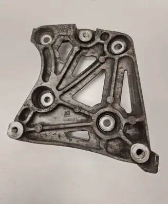Chevrolet Captiva A/C compressor mount bracket 96868422