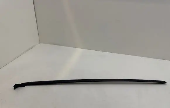 Seat Arona Windshield trim 6F9854328