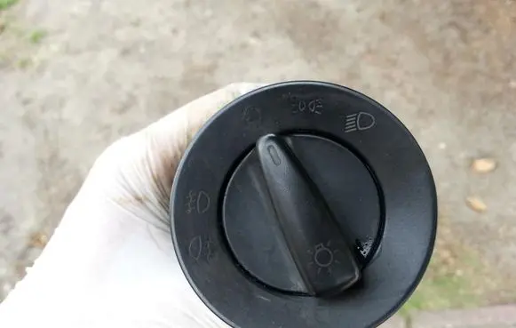 Ford Galaxy Fog light switch 