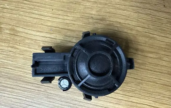 Volvo V70 Front door high frequency speaker 9459552