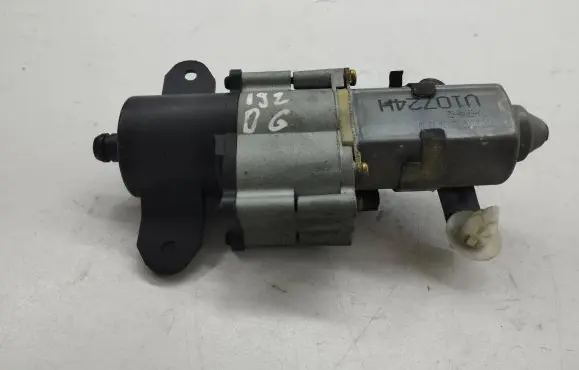 Chrysler Voyager Sliding door motor 7746804602