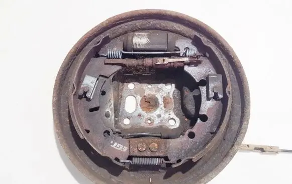 Ford Fiesta Handbrake/parking brake pads 