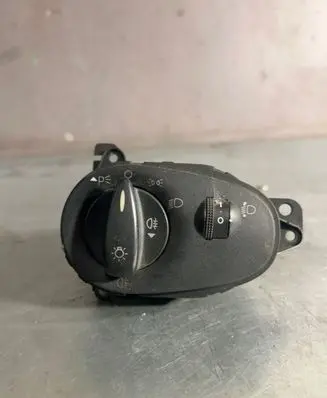 Ford Focus Light switch 98AG13A024CH 04052524 000621A