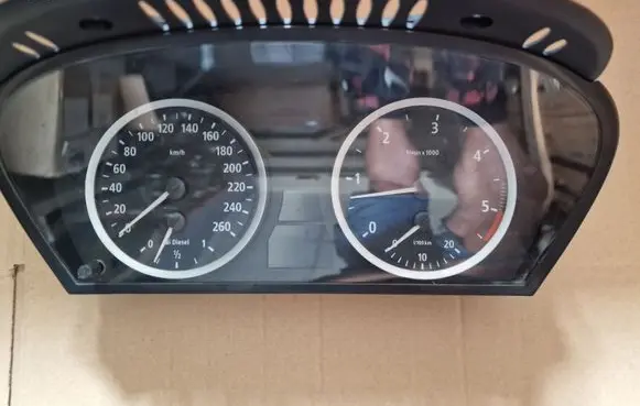 BMW 5 E60 E61 Speedometer (instrument cluster) 6945633