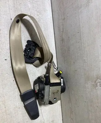 Audi A4 S4 B9 Front seatbelt 8w0857705