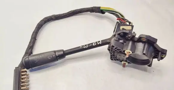 Mercedes-Benz E W124 Wiper control stalk 1245450124