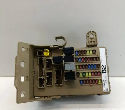 Subaru Outback (BS) Fuse box set 82201AL012