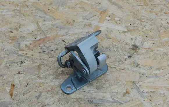 Volkswagen Multivan T5 Front door hinge set 7H0831411 EDS5002