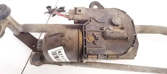 Volkswagen PASSAT CC Wiper motor 1397220532