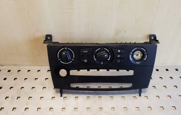 BMW 5 E60 E61 Climate control unit 11419110 6411697843001