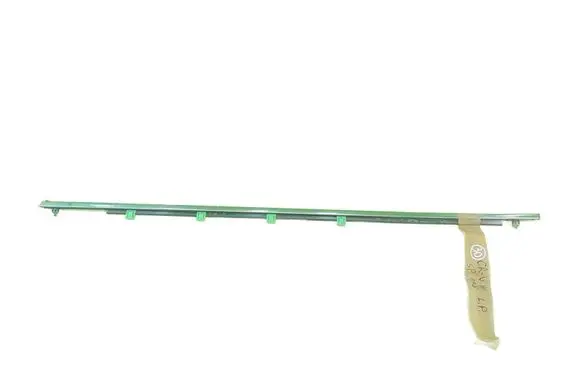 Honda CR-V Front door trim (molding) PRZOD ZGARNIAJACA
