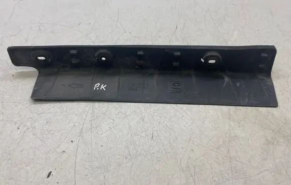Mazda CX-3 Fender end trim D10E56916
