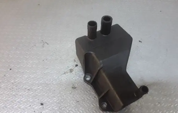 Saab 9-5 Breather/breather pipe/hose 55561213