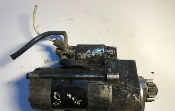Nissan Navara D40 Starter motor 23300EB300