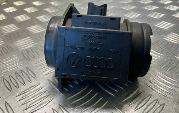 Volkswagen II LT Mass air flow meter 074906461