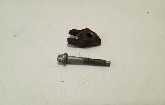 Fuel Injector clamp holder