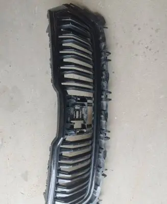 Skoda Kodiaq Front bumper upper radiator grill 565853653C 6200201144