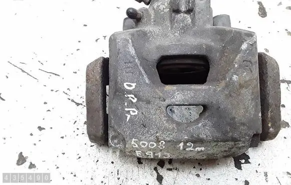 Peugeot 5008 Front brake caliper