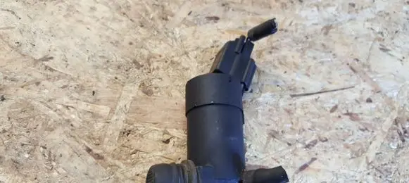 Volvo V50 Windscreen/windshield washer pump 1S7117K624DD