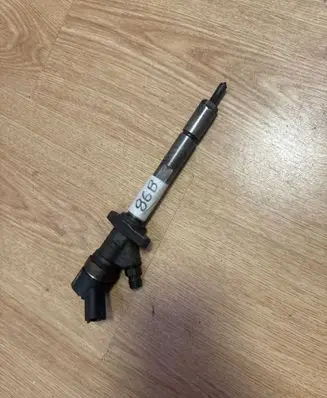 Citroen C5 Fuel injector 0445110036 9637277980
