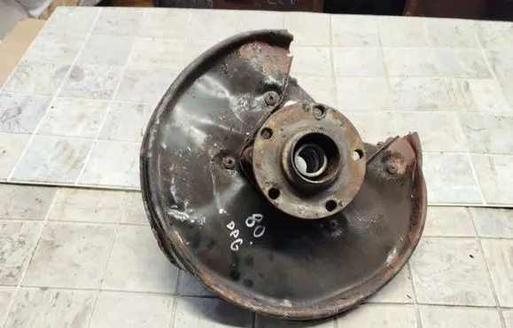 Audi A6 S6 C6 4F Rear wheel hub