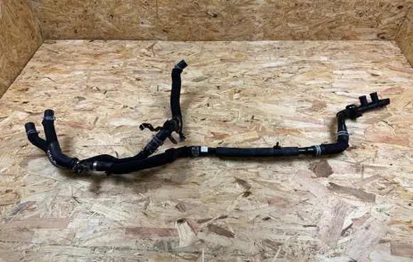 Audi e-tron Engine coolant pipe/hose 4KE122480AE