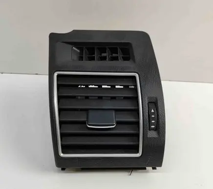 Toyota Land Cruiser (BJ70) Dashboard air vent grill cover trim 5565060181 5565060250