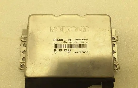 Porsche 911 996 Engine control unit/module 99661860104 0261204605